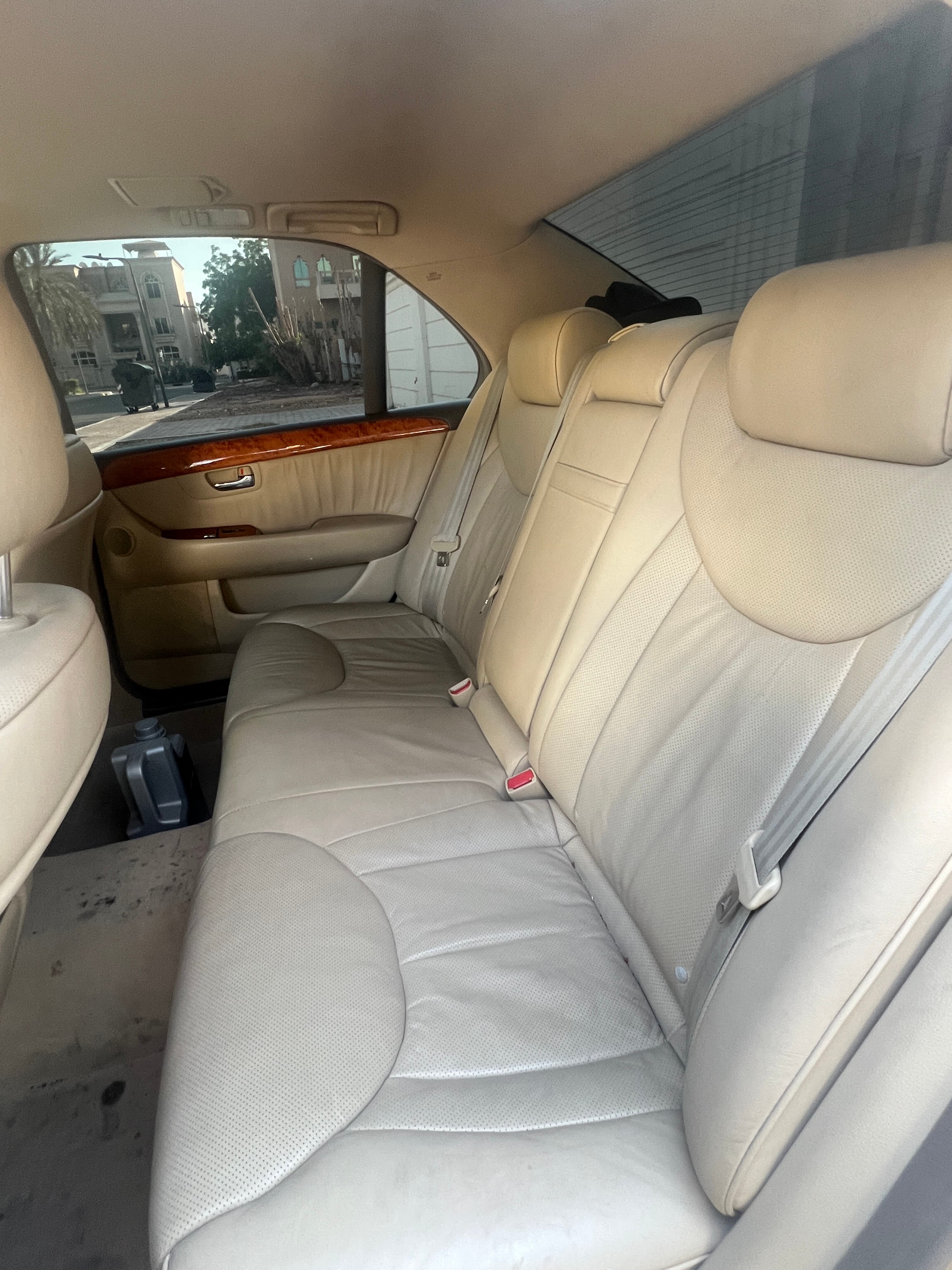 لكزس LS 430 2005  6