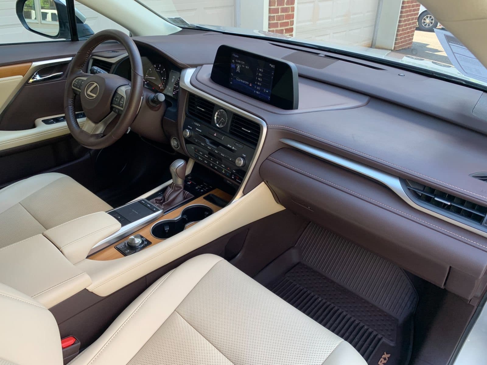 Lexus RX350 2020 8