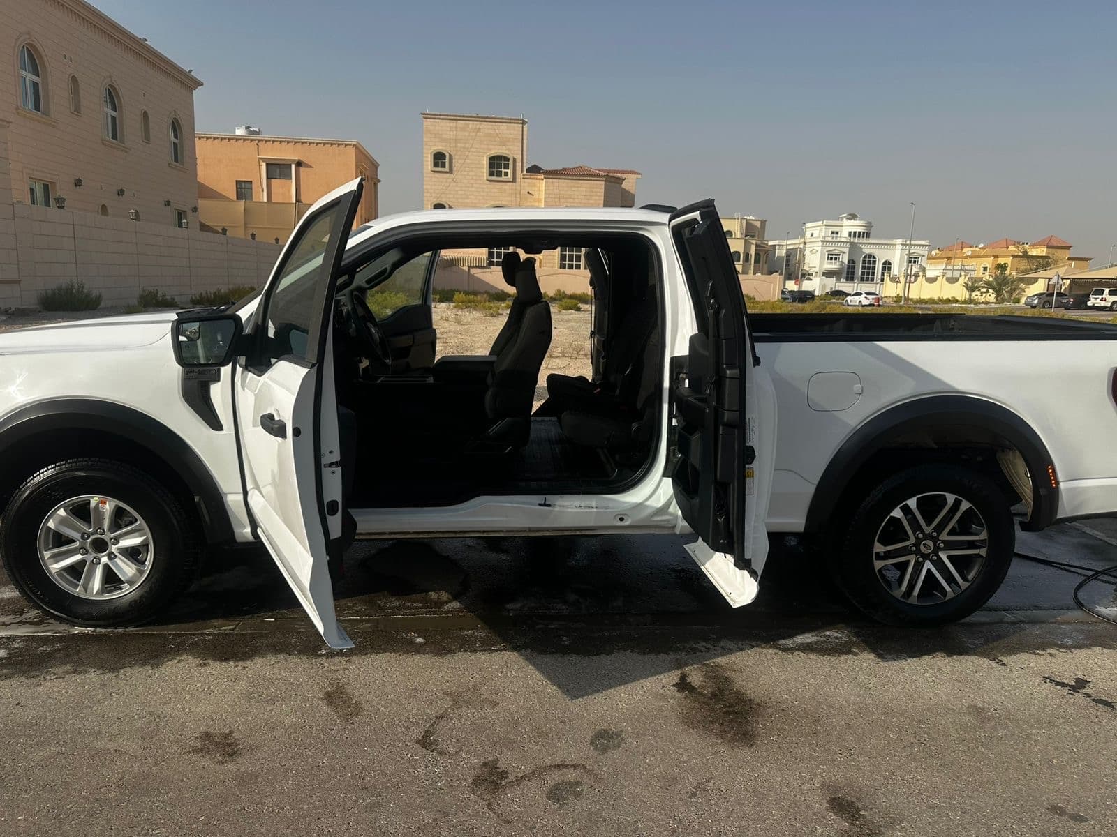 Ford F150 model 2023 for sale 4