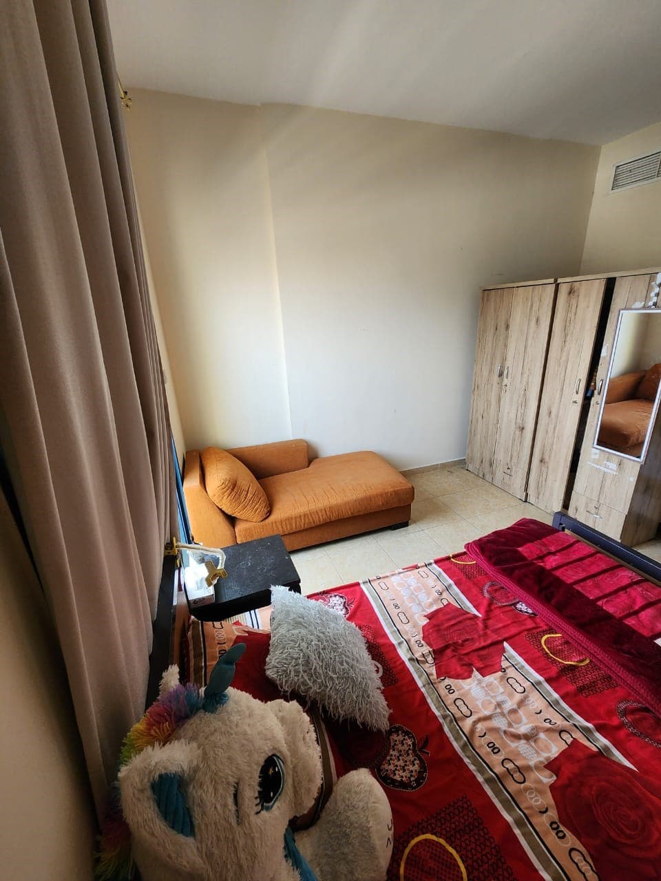 A family room for monthly rent, inclusive 2