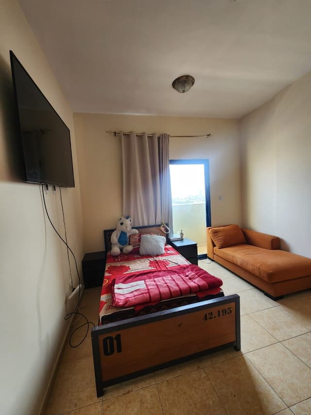 A family room for monthly rent, inclusive