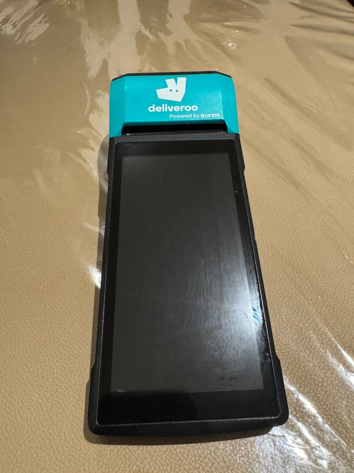 جهاز Deliveroo - كأنه جديد! مثالي لتلقي الطلبات! 0