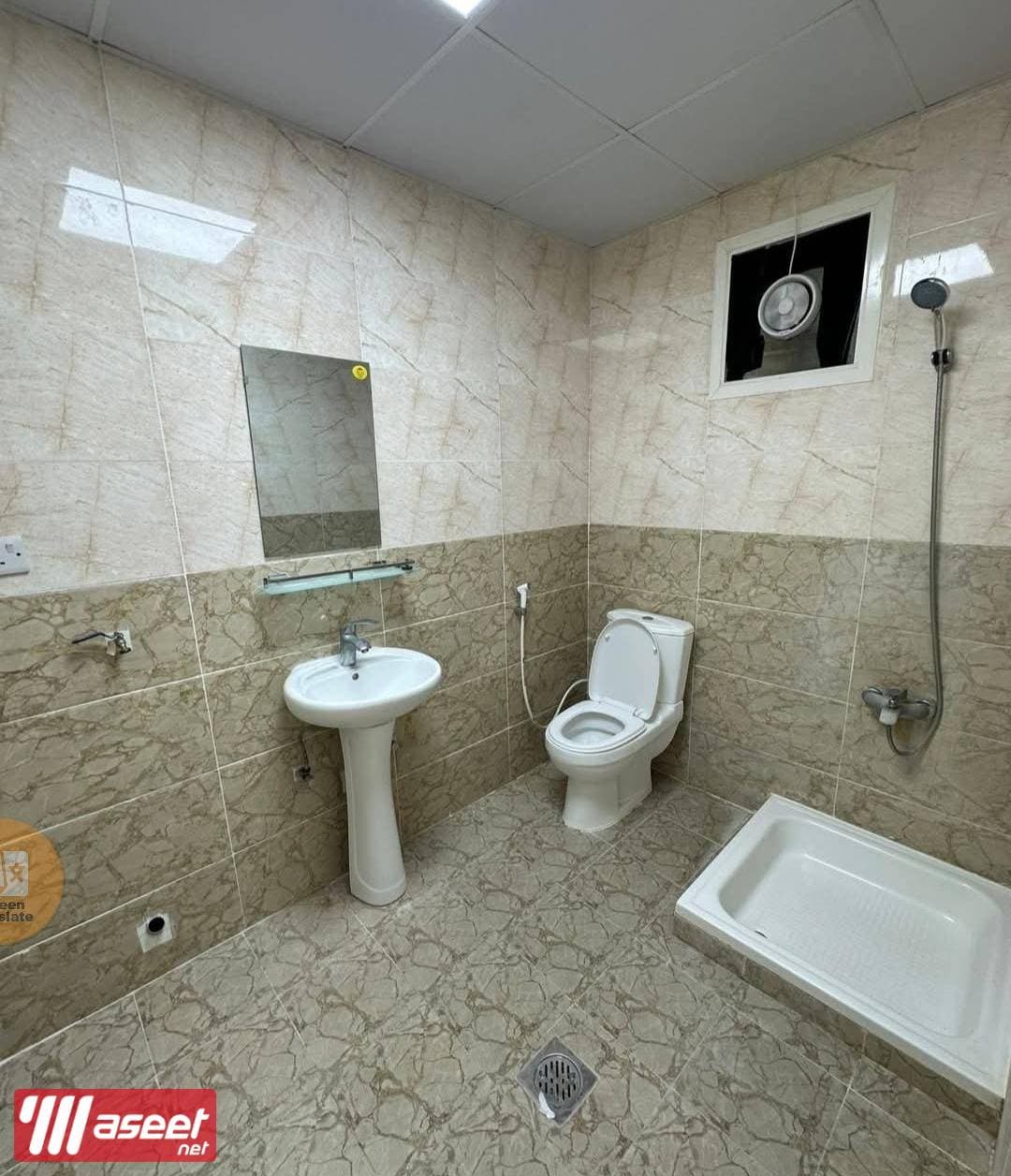 For rent two rooms and a hall inside a villa 9