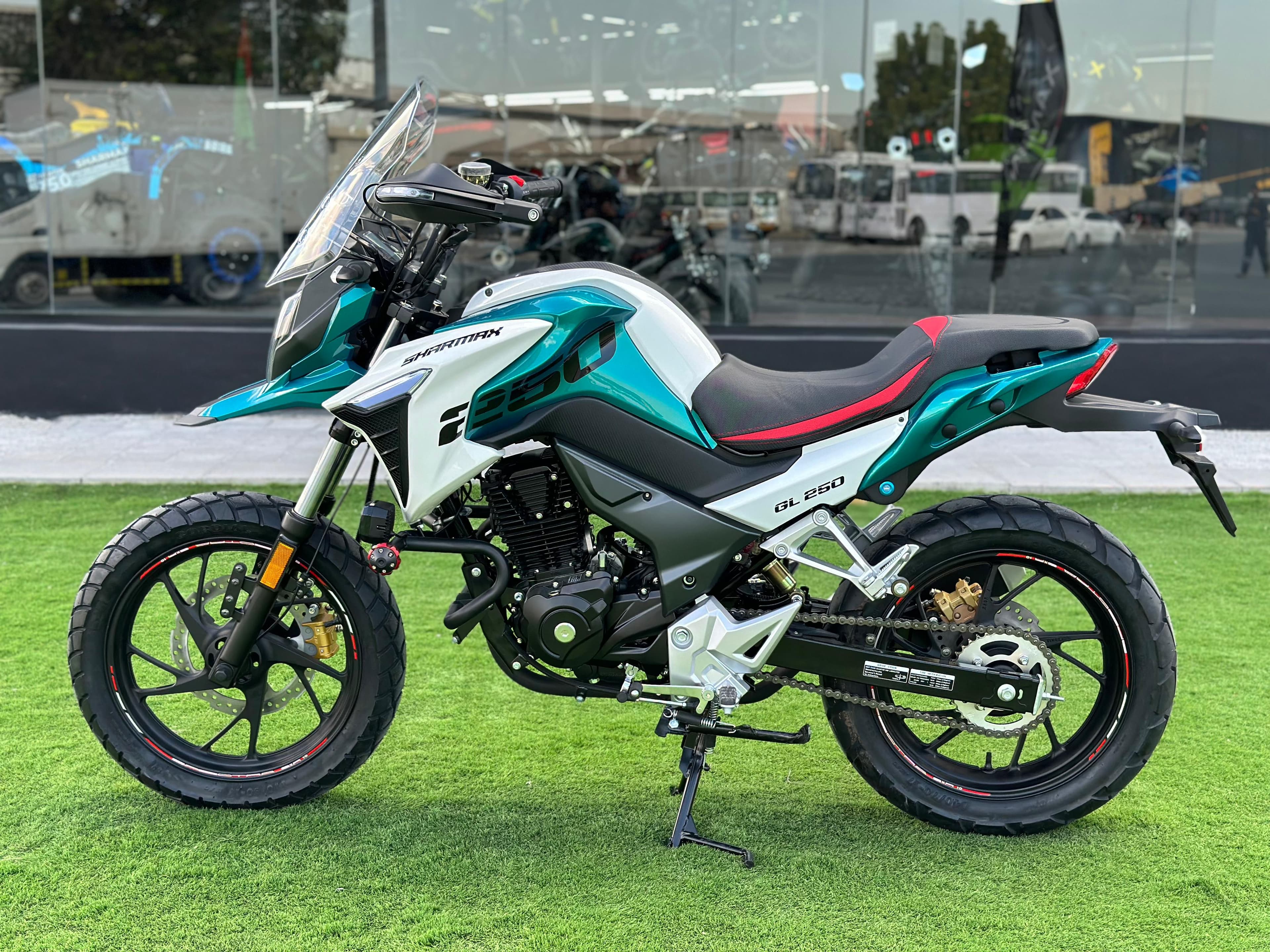 دراجة جي إل 2024 250 6
