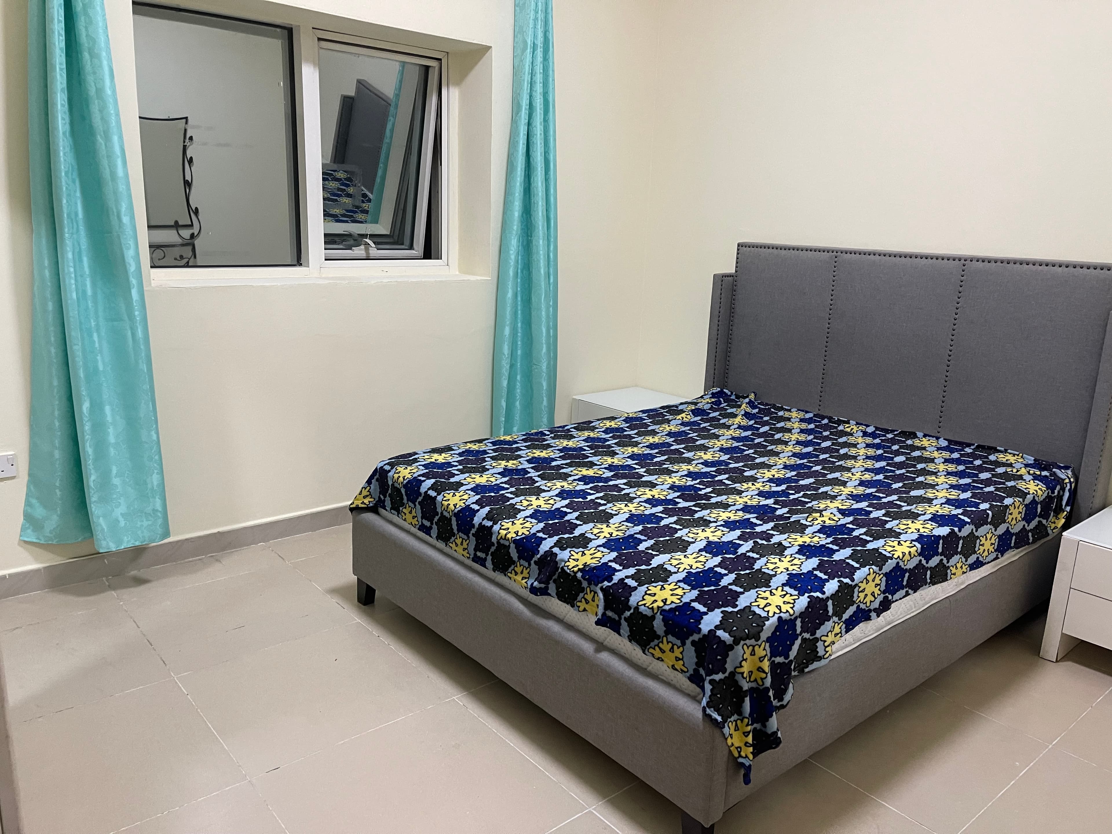 family room for rent  0