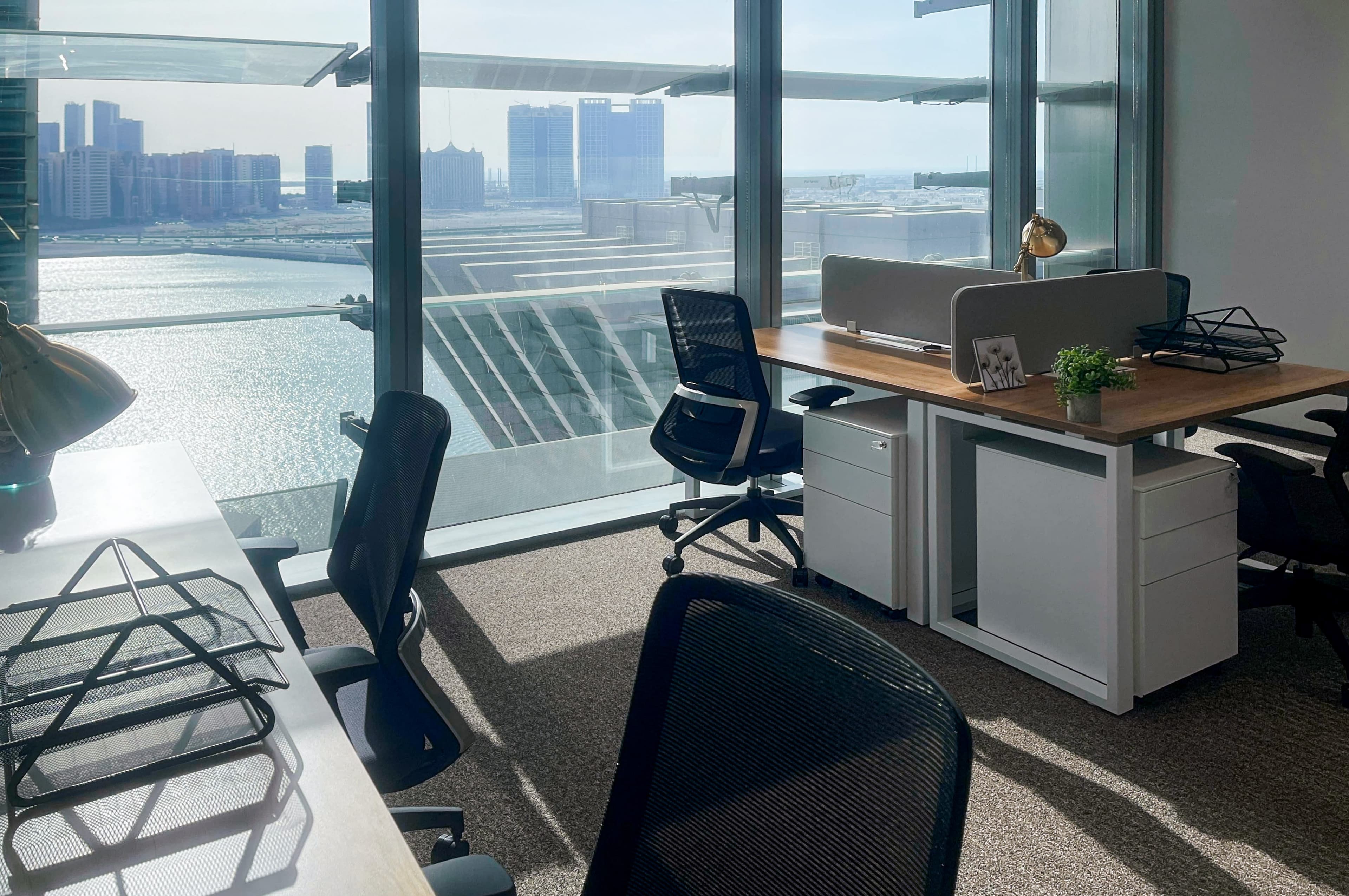 Join a collaborative coworking environment in Abu Dhabi, Al Maqam Tower 0