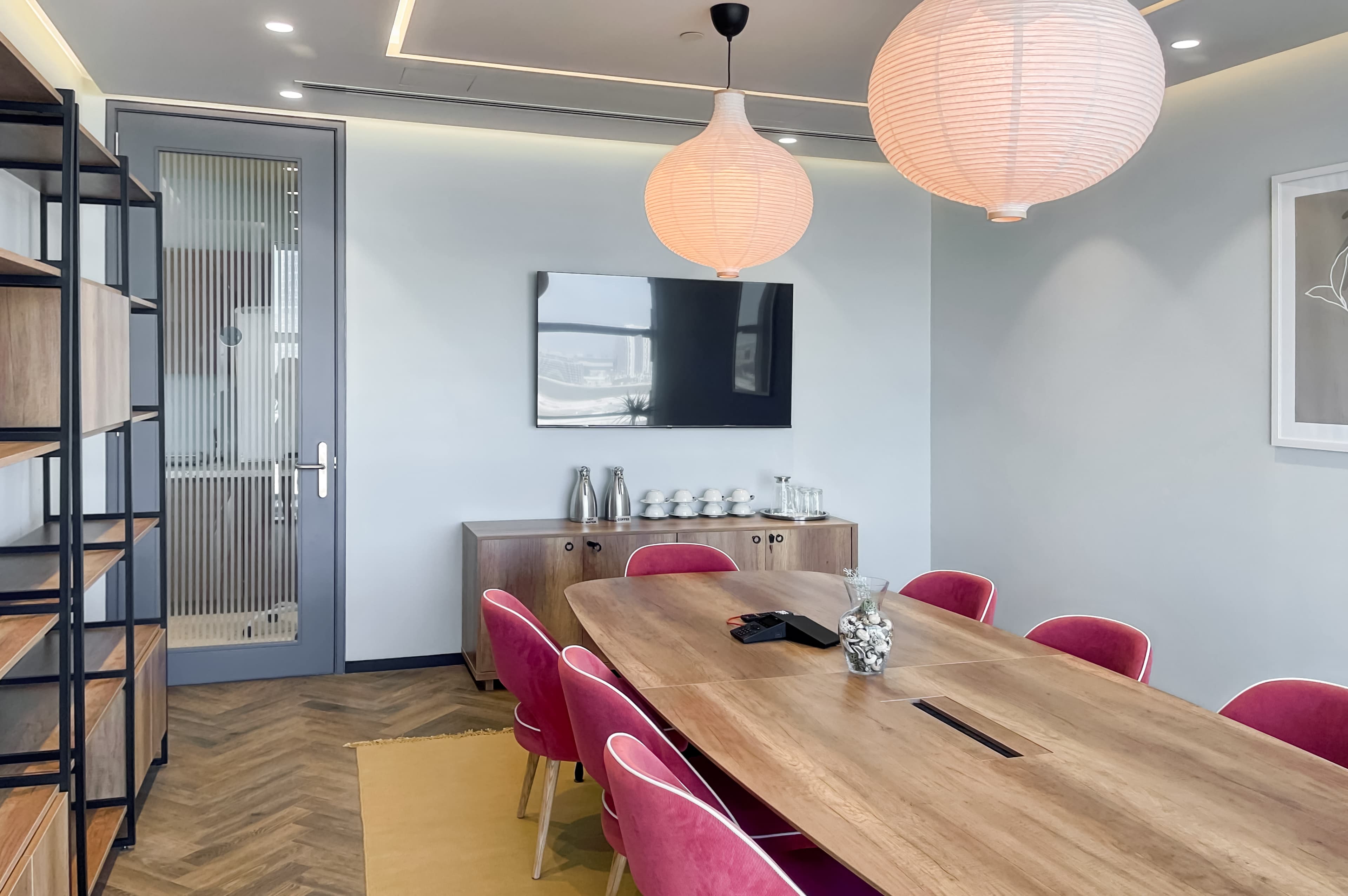 Fully serviced open plan office space for you and your team in Abu Dhabi, Al Maqam Tower 4