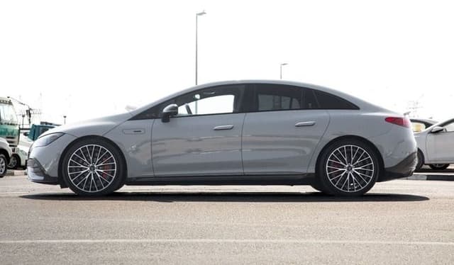 Mercedes-Benz EQE 2023
