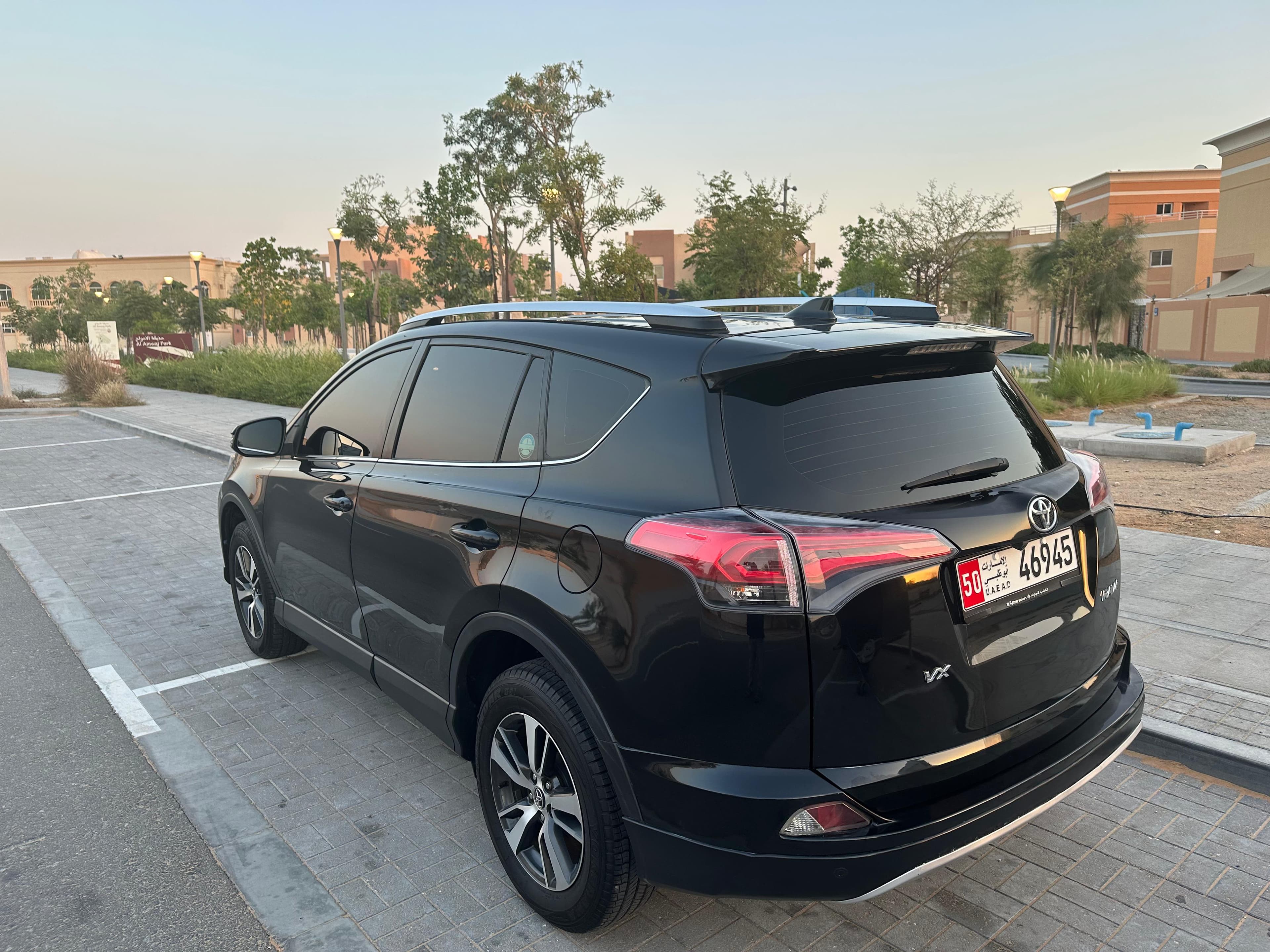 Toyota RAV 4 model 2016 4