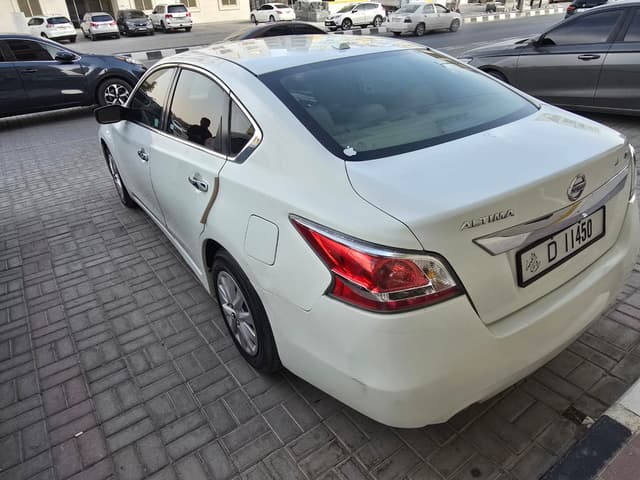 نيسان ألتيما 2015