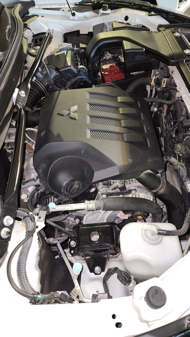 Mitsubishi Eclipse Cross 2023 