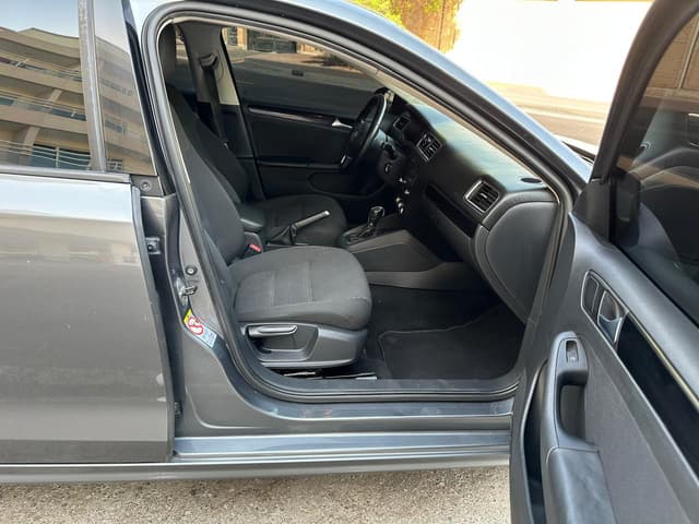 VOLKSWAGEN JETTA 2013