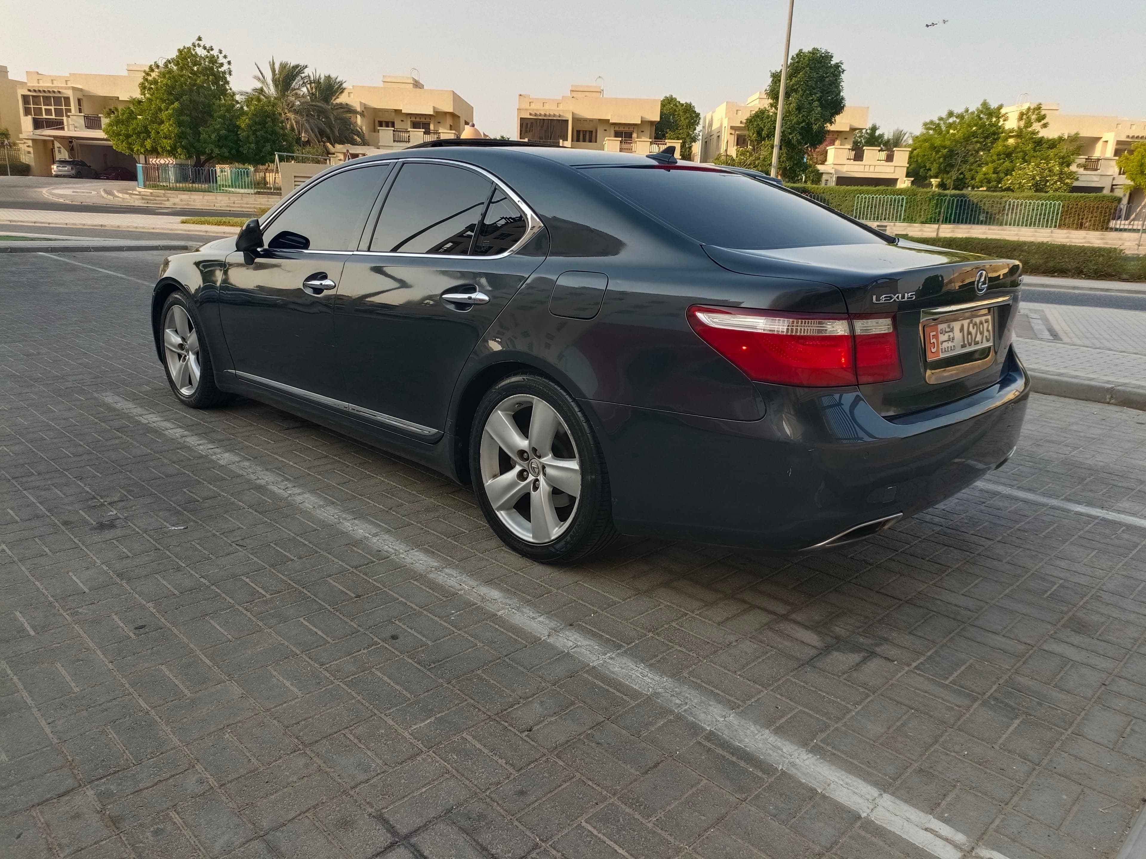 لكزس LS للبيع 2007 8