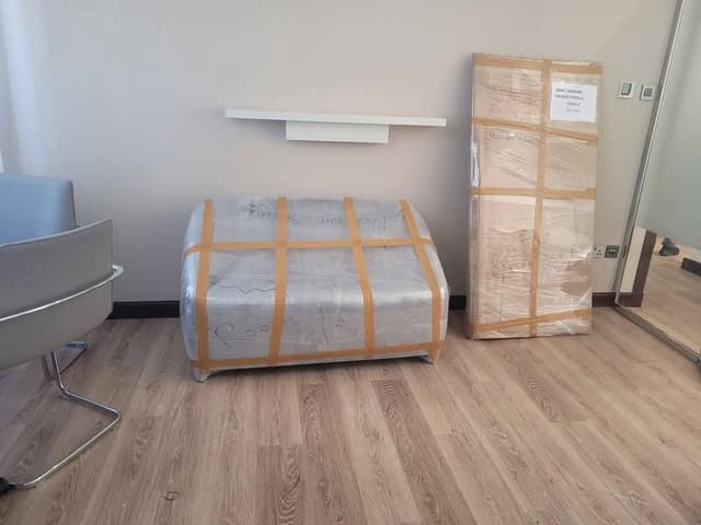 Specialized in moving and packing houses 