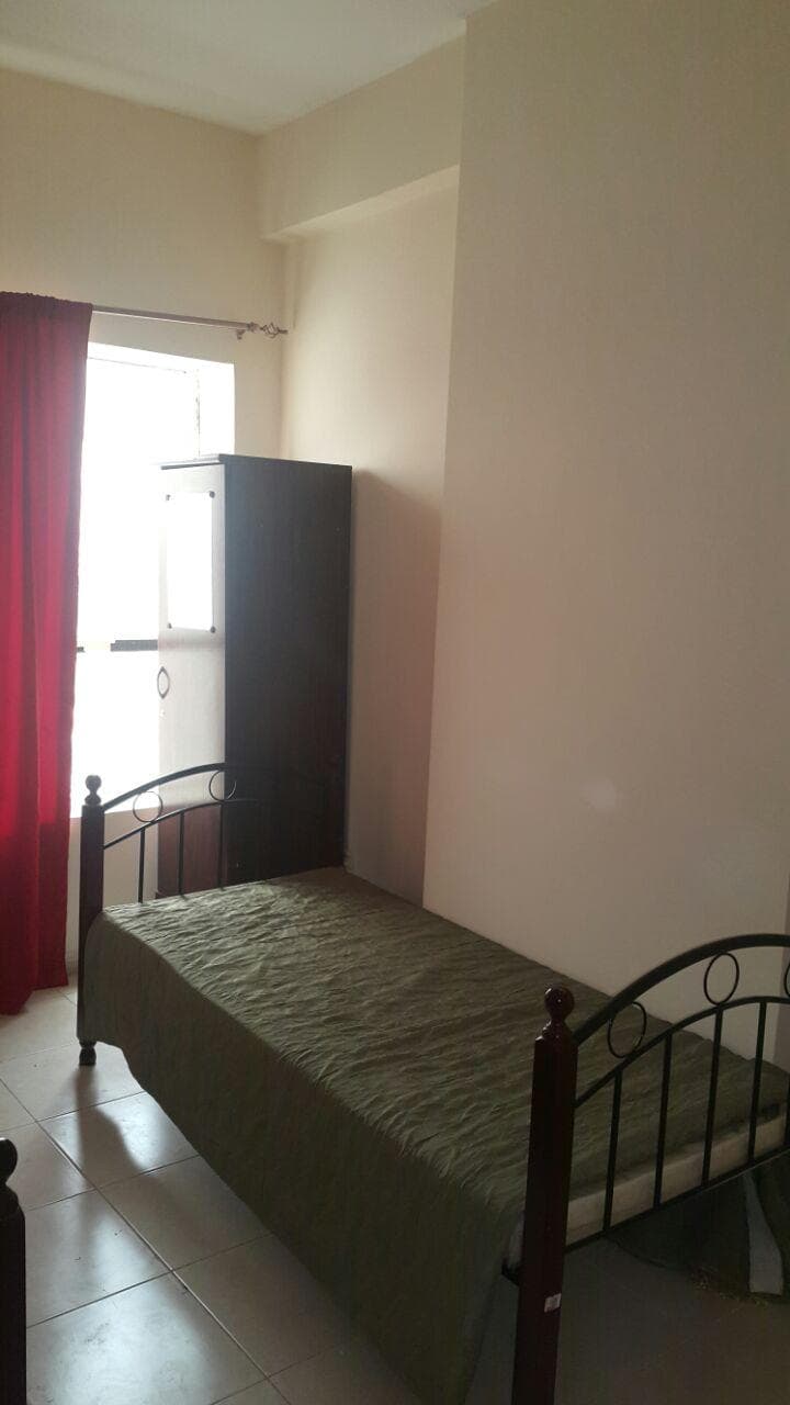 bed for rent 2