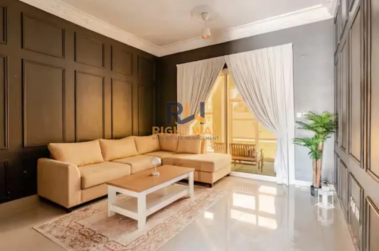 For rent a furnished villa in the East Gate complex 3