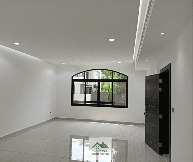 For rent a villa in Khaldiya