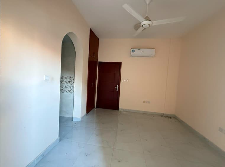 For rent a 3-room apartment and a hall in Ajman 10