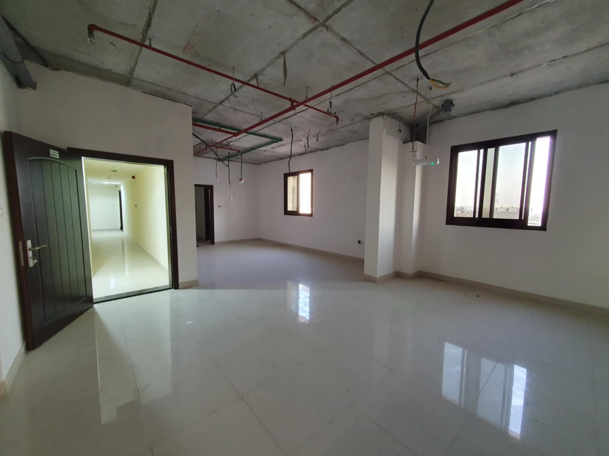 For rent an office in Ajman - on a main street 7