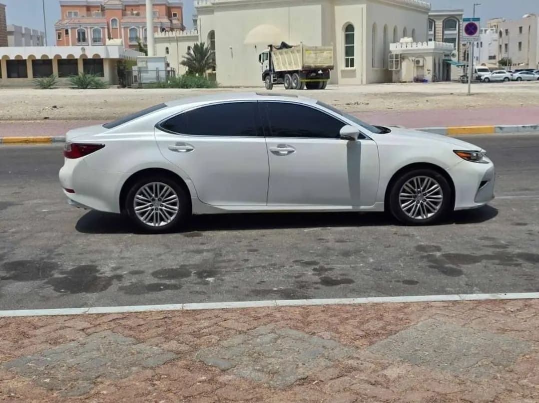 2018 لكزس ES350  3
