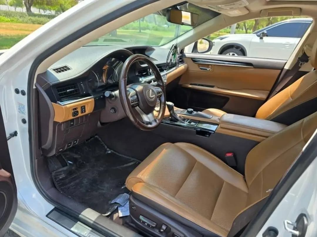 2018 لكزس ES350  8