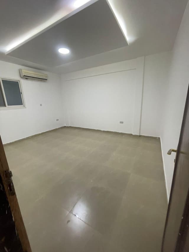 For rent, attached room and hall in Al Khalidiyah - Al Ain