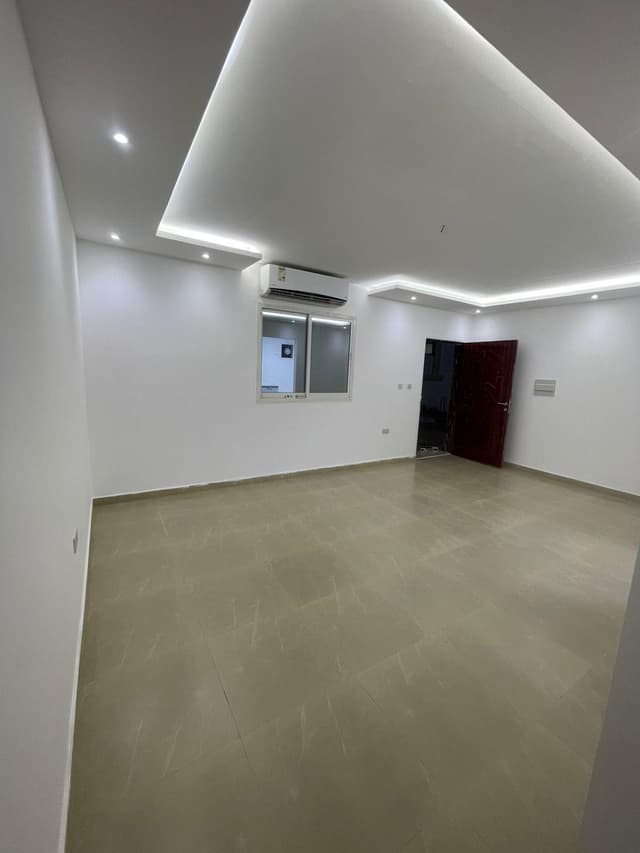 For rent, attached room and hall in Al Khalidiyah - Al Ain