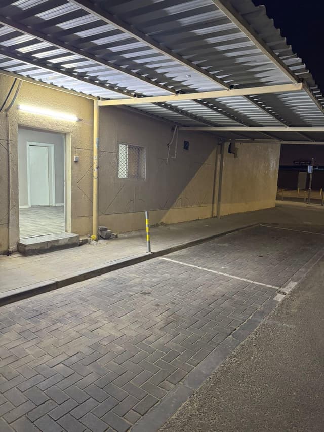 For rent a two-room apartment and a hall in a popular house in Al-Hili