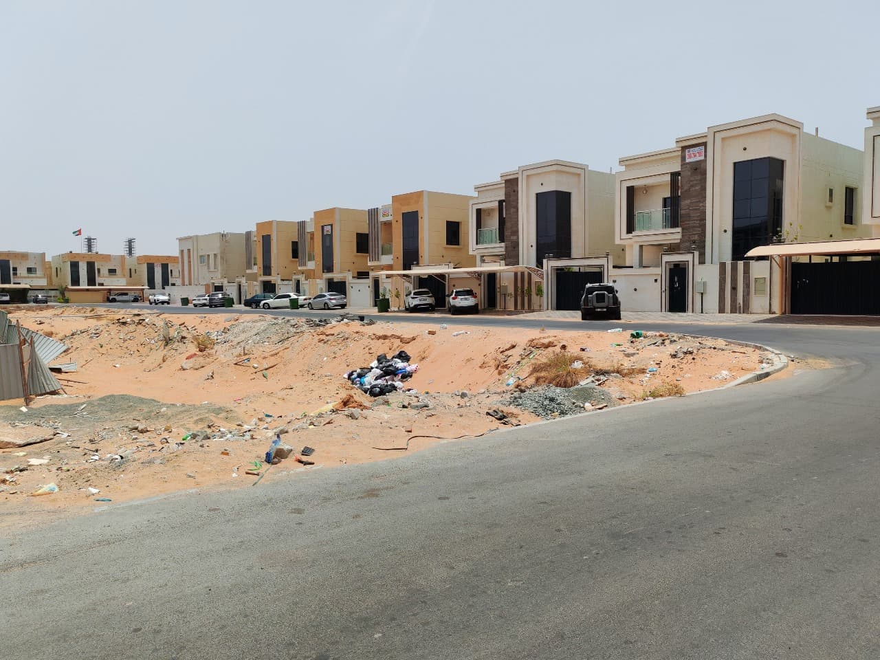 فرصة ذهبية لامتلاك أرض سكنية استثمارية  2