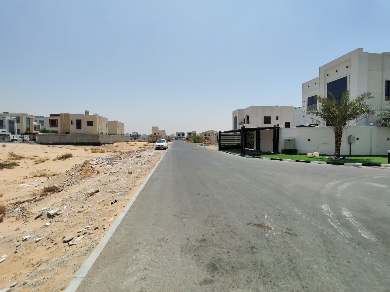 فرصة ذهبية لامتلاك أرض سكنية استثمارية  1