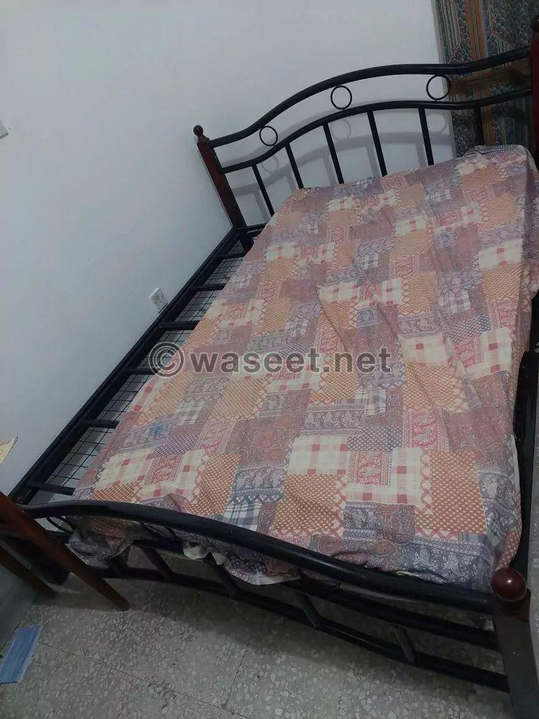Excellent iron bed 0
