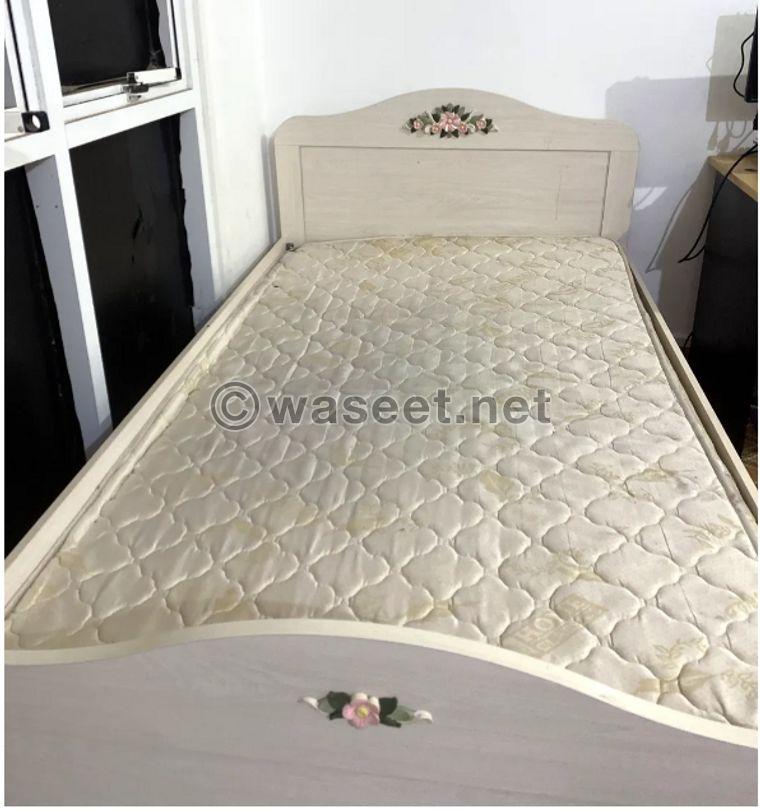 Bed for sale urgent 0