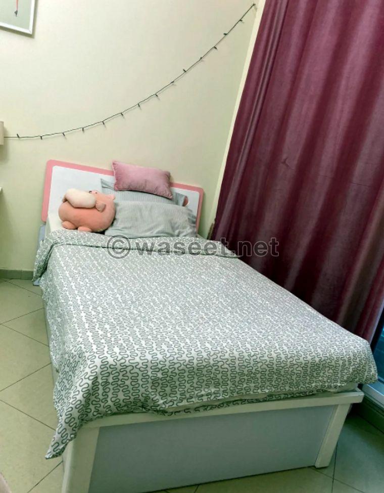 Bed with mattress for sale 2