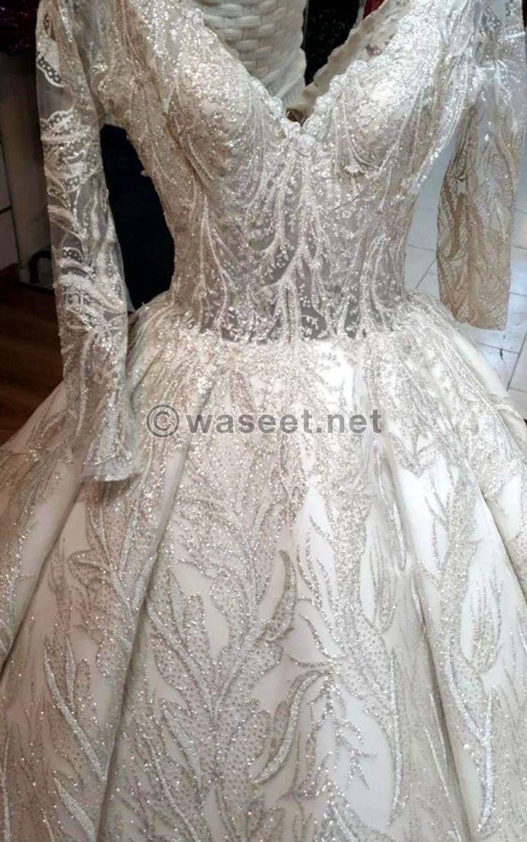 New wedding dress for sale 0