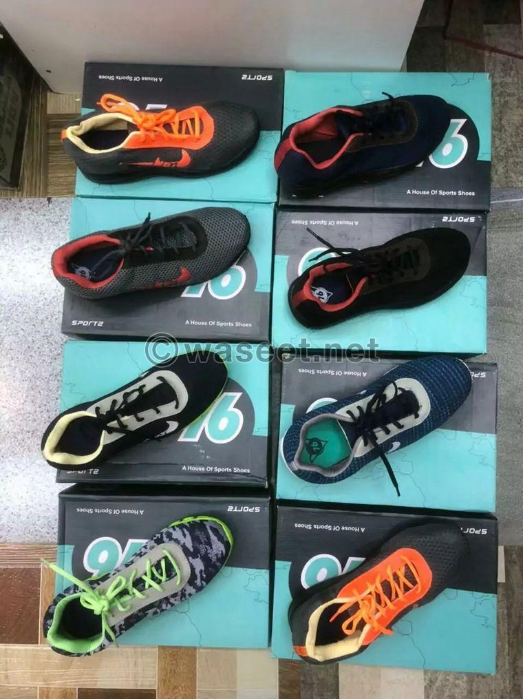 Quantity of shoes for sale 0