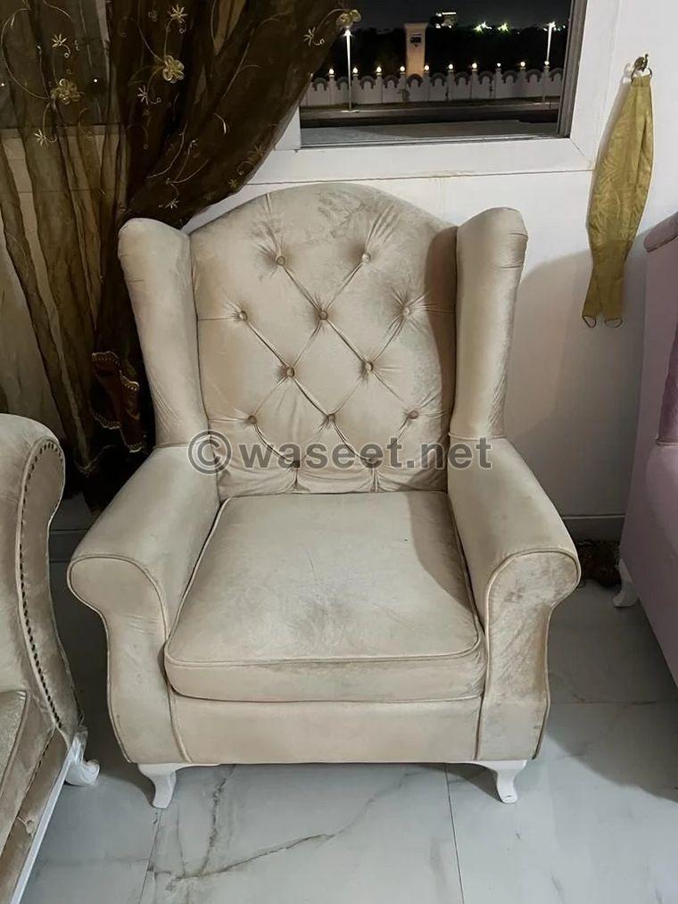 clean sofa for sale 2