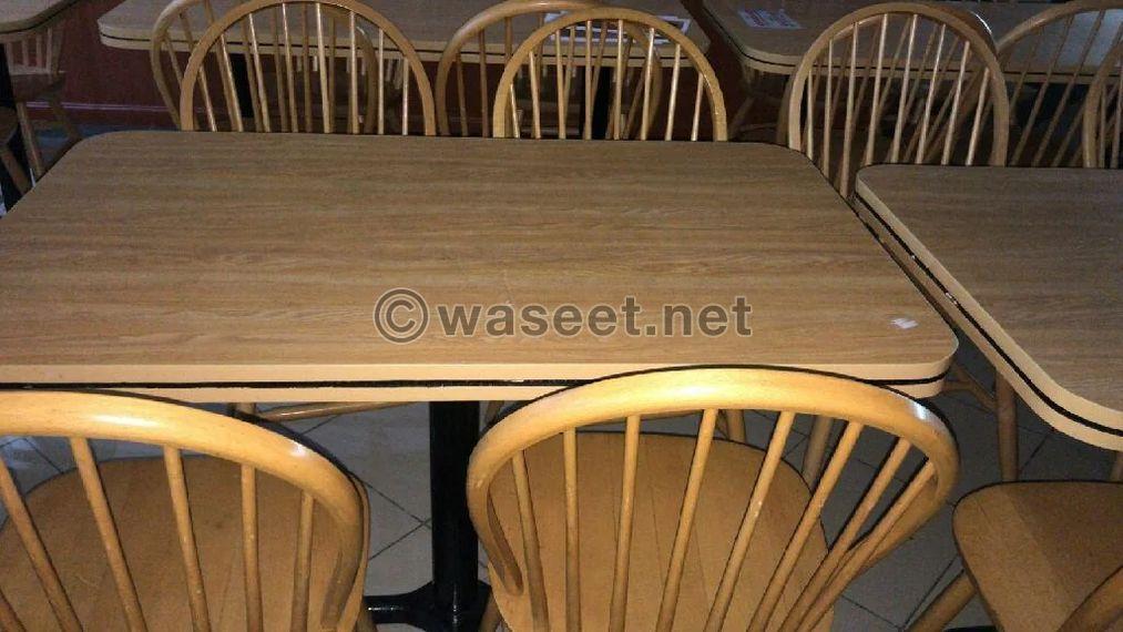 متوفر طاولات وكراسي 1