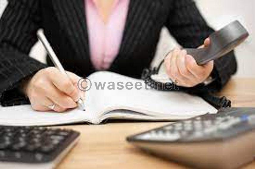 A female administrative assistant is required 0