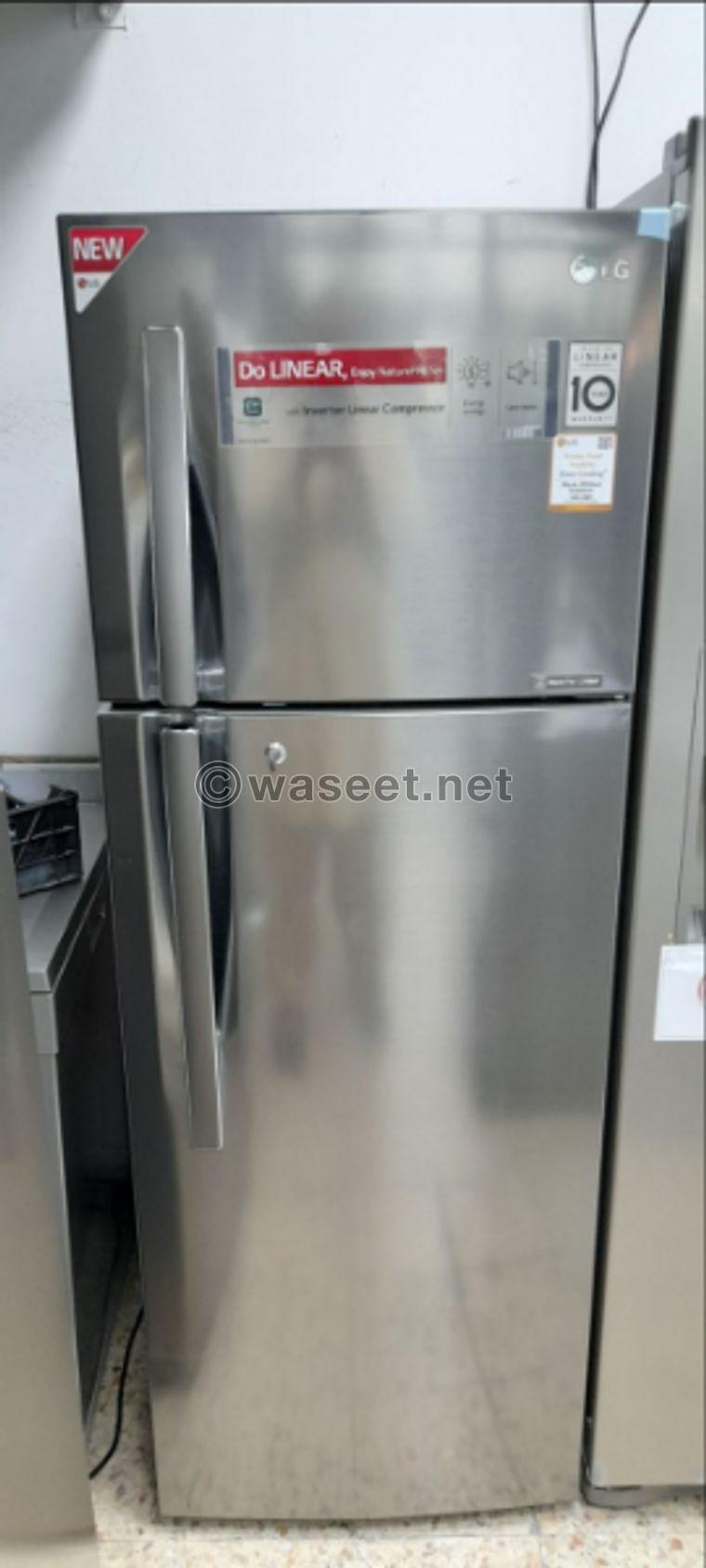 LG FRIDGE ALMOST NEW FOR SALE 1