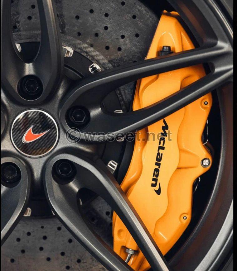 McLaren 570 S car rental 7