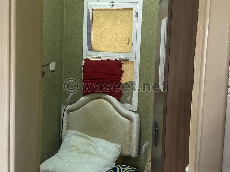 A midroom room for a girl is available in Abu Hail 0