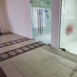 Glass door repairing company Dubai 