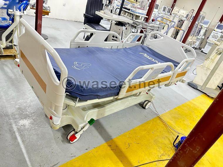 Automatic electric medical bed 3