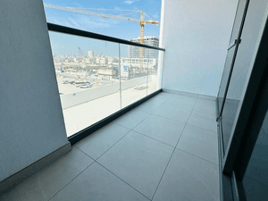 Jumeirah Garden City apartment for rent
