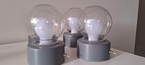 Battery operated lights   hang or magnetic 