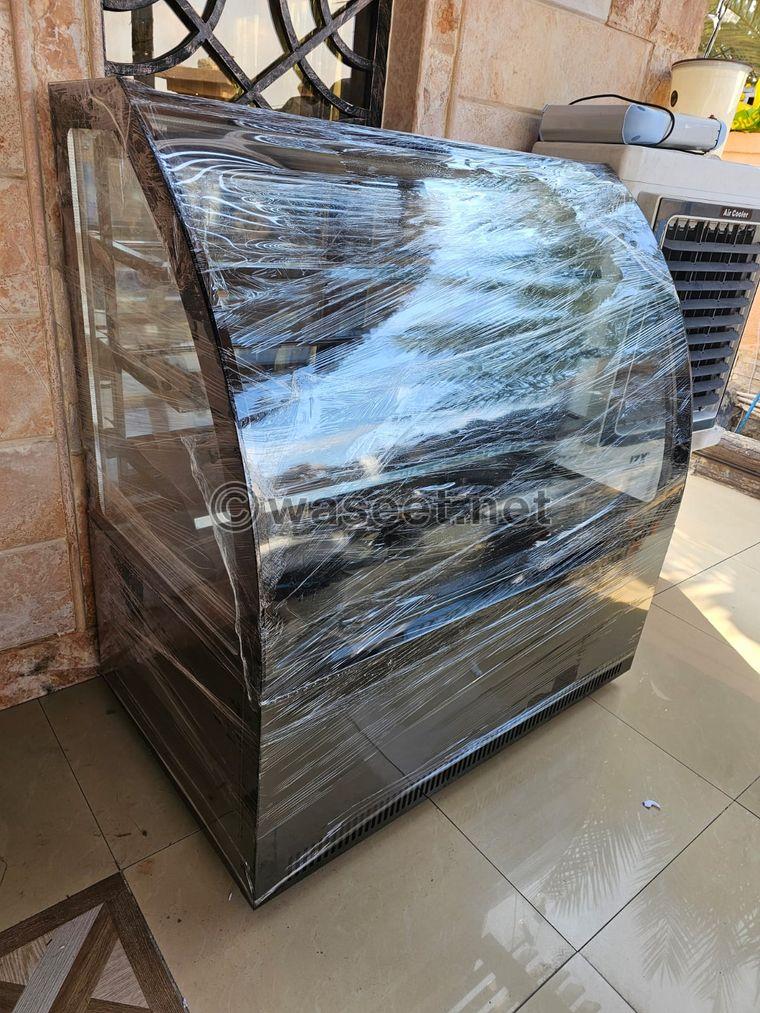 For sale: display refrigerator and electric oven 1