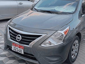 For sale Nissan Versa full option model 2017