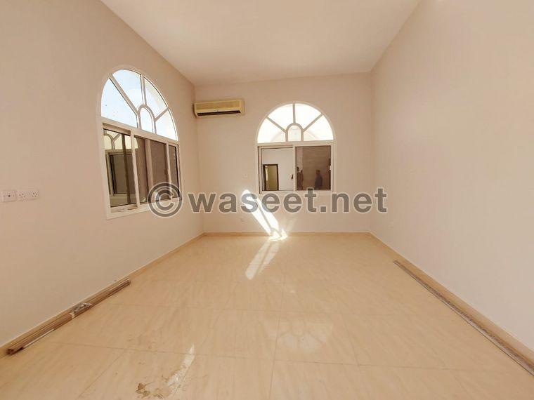 Private entrance 3 bedrooms hall 0