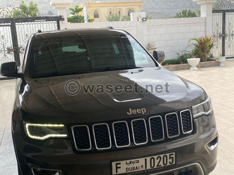 For sale a very clean Jeep Grand Cherokee 2017 0