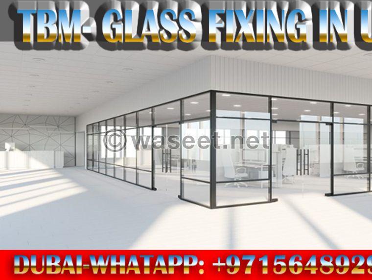 glass partition contractor 0